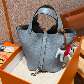 최고퀄 올수공 에르메스 피코탄 락 18 Blue Lin 클레망스 가죽 실버 하드웨어