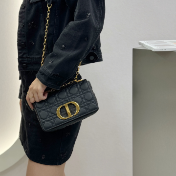 최고퀄 디올 카로 스몰 숄더백 블랙