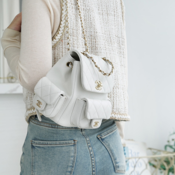 최고퀄 팬더샵 샤넬 듀마 캐비어 백팩 쓰리포켓 스몰 화이트 샴페인골드 AS4399