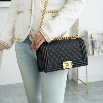 최고퀄 팬더샵 샤넬 보이 샤넬 미듐 플랩백 블랙 금장
