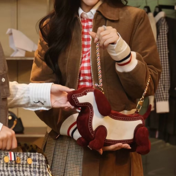 최고퀄 톰브라운 카멜 웨일 코듀로이 다운 필 크롭 플라이트 자켓