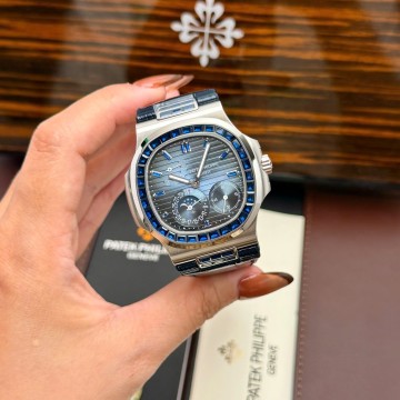 최고퀄 파텍필립 노틸러스 문페이즈 그레이 다이얼 사파이어 베젤 40mm 5724